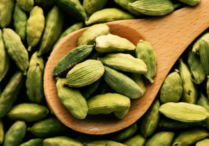 Green Cardamom Pods